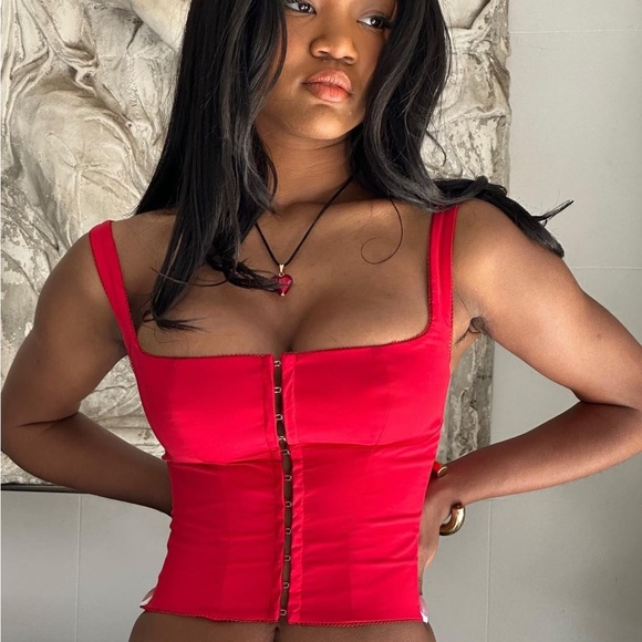 HOUSE OF CB 'Pia' Cherry Corset NWOT - Picture 5 of 14